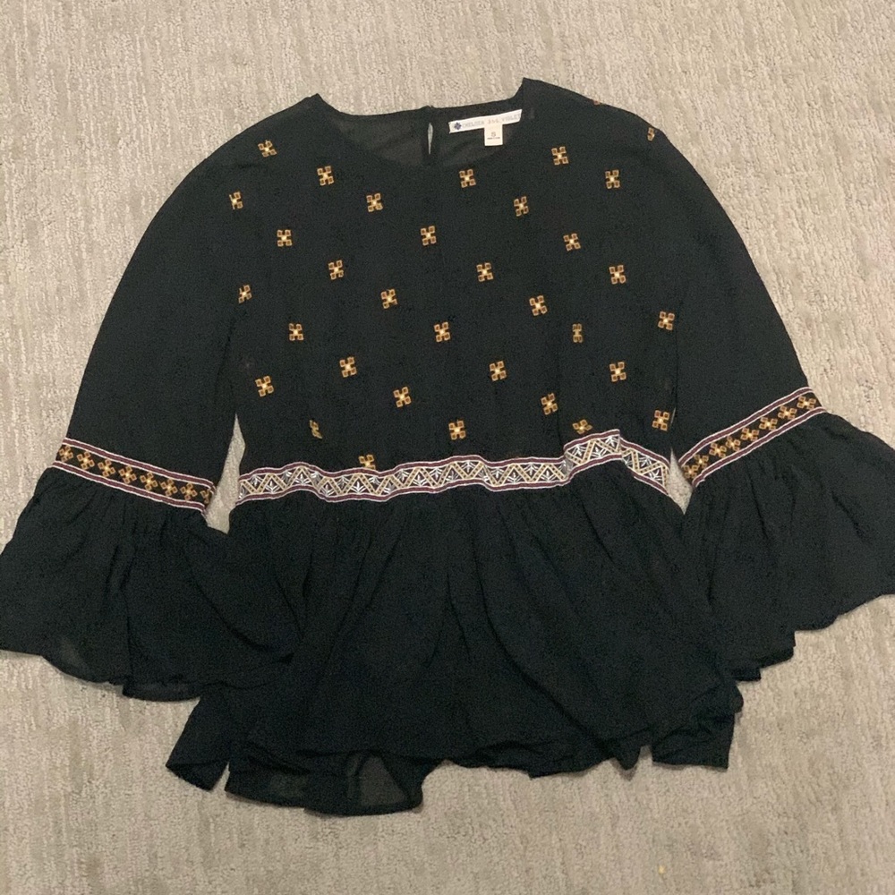 Chelsea and Violet Embroidered Top